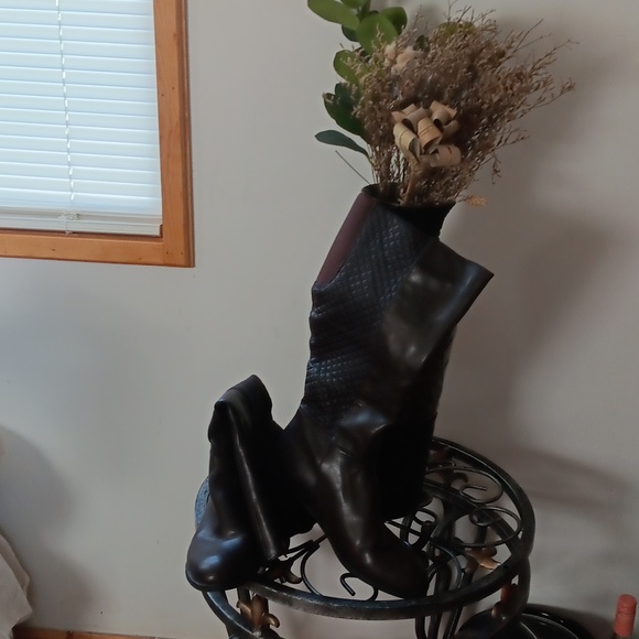 Women shoe Boots - Picture 1 of 4